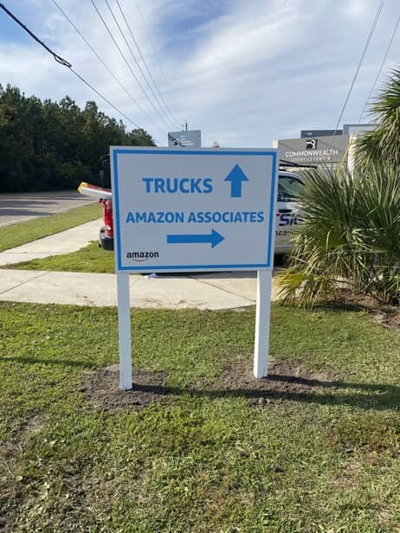 Directional Signs Photo